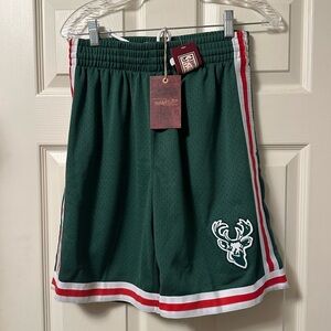 Men’s basketball shorts Mitchell & Ness vintage brand new Milwaukee Bucks size S